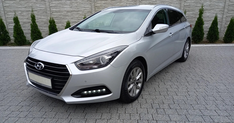 Hyundai i40 cena 58500 przebieg: 179250, rok produkcji 2017 z Siedlce małe 742